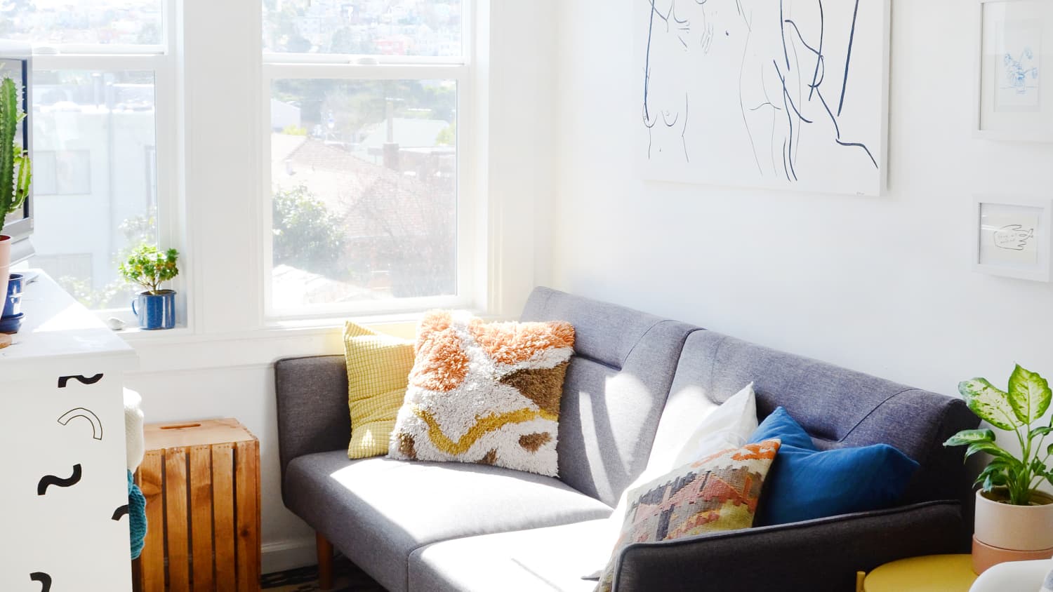 Places to 2025 buy couches cheap